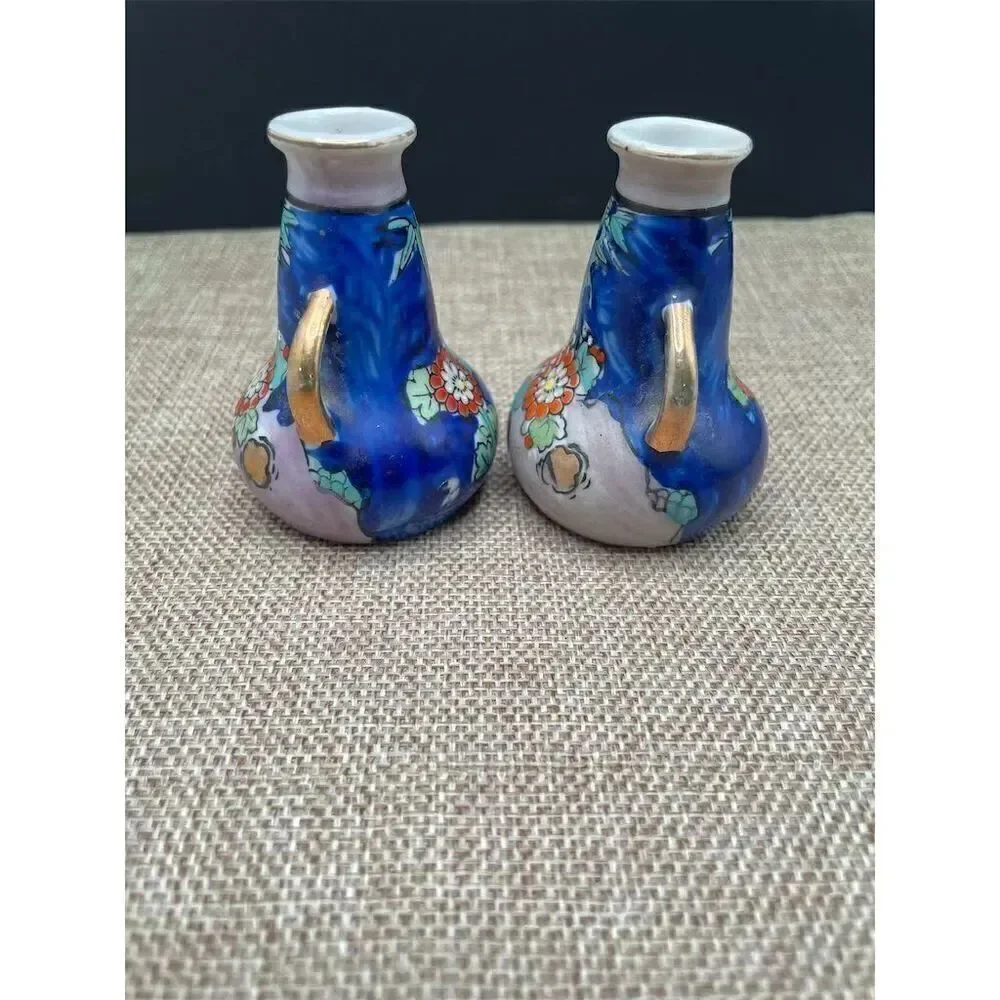 Gold Castle Majolica Blue Floral Hand-Painted Two-Handled Vase Japan Set of 2